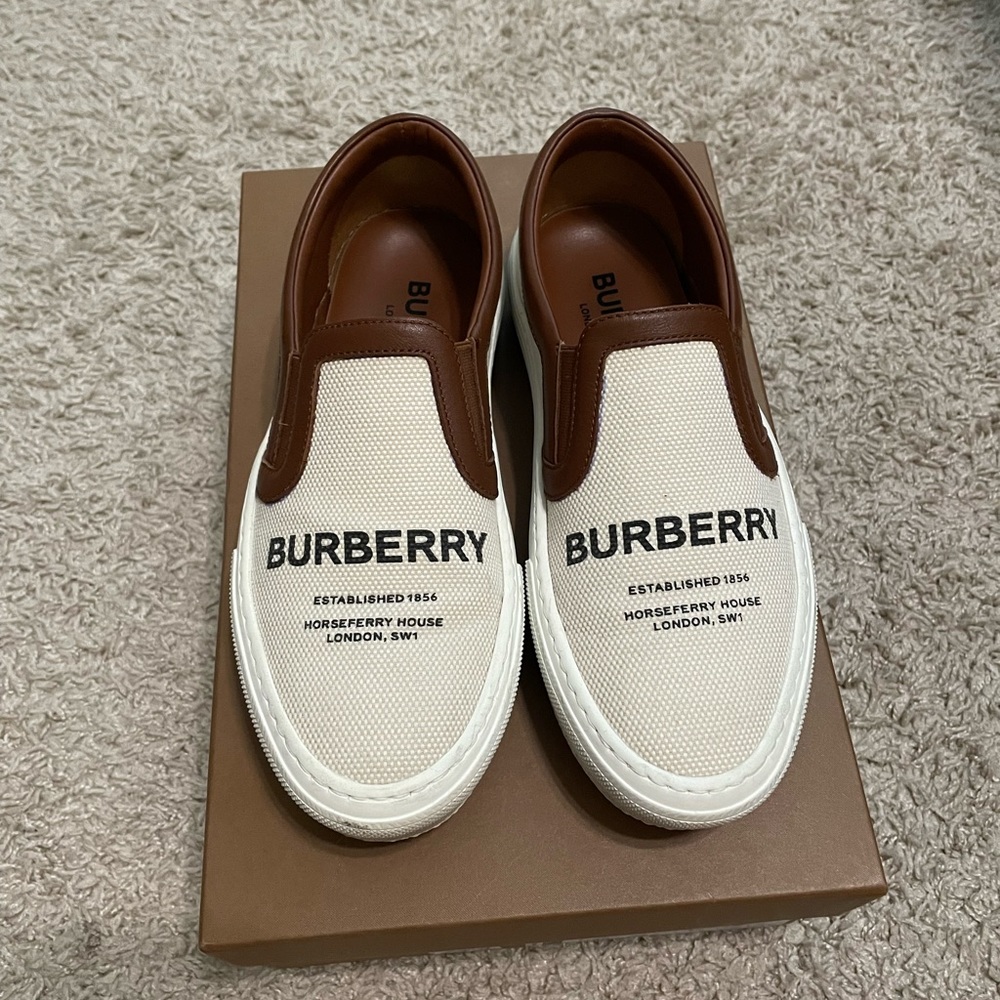 Burberry slip on shoes